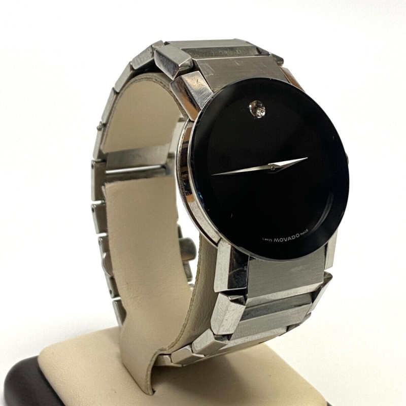 Movado Stainless Steel Men's 35mm Museum Dial Watch Model 84G1 1896, band 7.25"