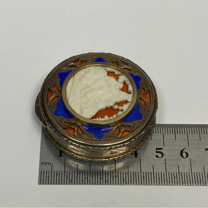Vintage Italian 800 Silver Compact Case with Decoration, Italy S.F.A