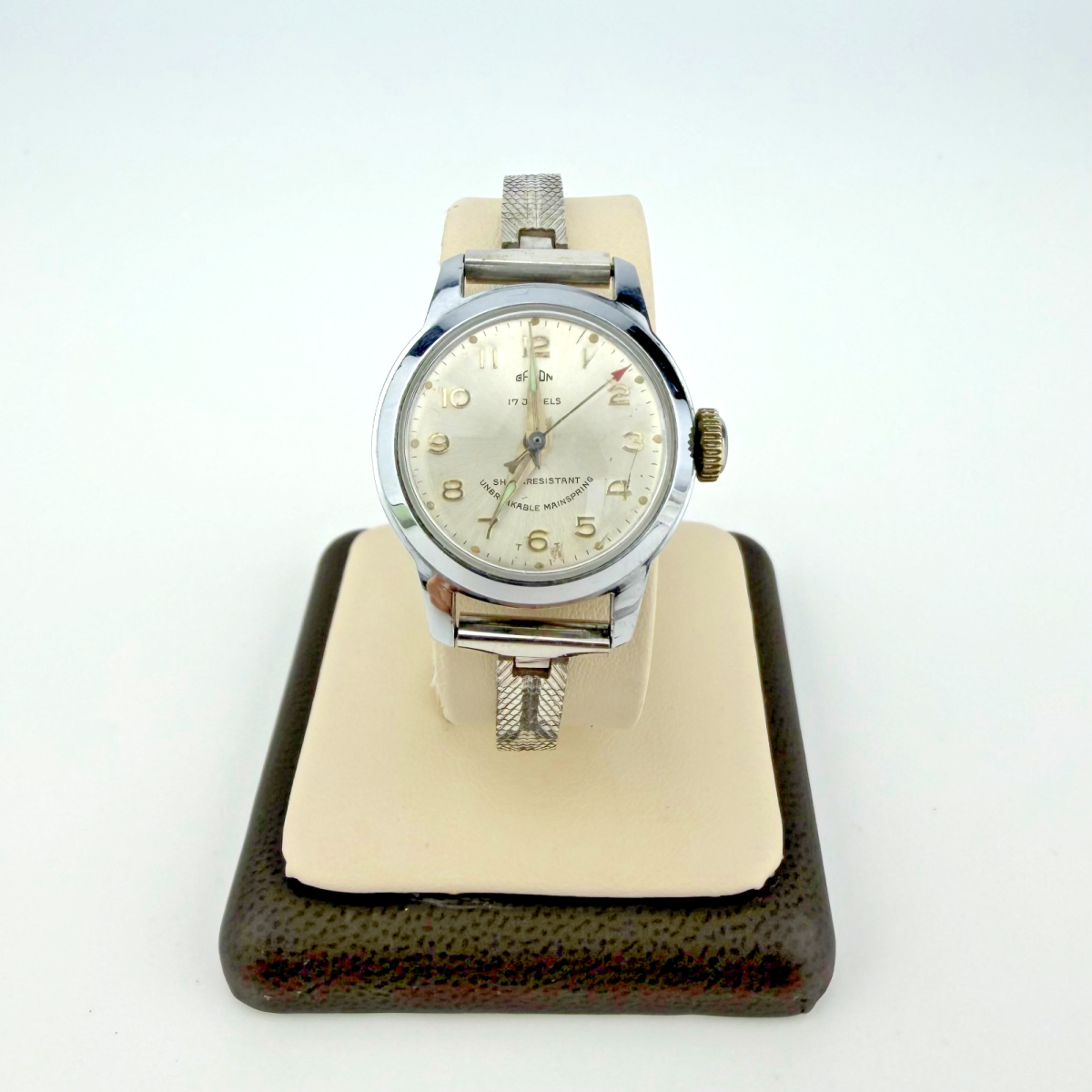 Vintage Garon 17 Jewels Ladies Watch Stainless Steel Mesh Bracelet Swiss
