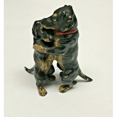 ANTIQUE TWO DOGS HUGGING FIGURI HEAVY FOR WALL CABINET BROWN