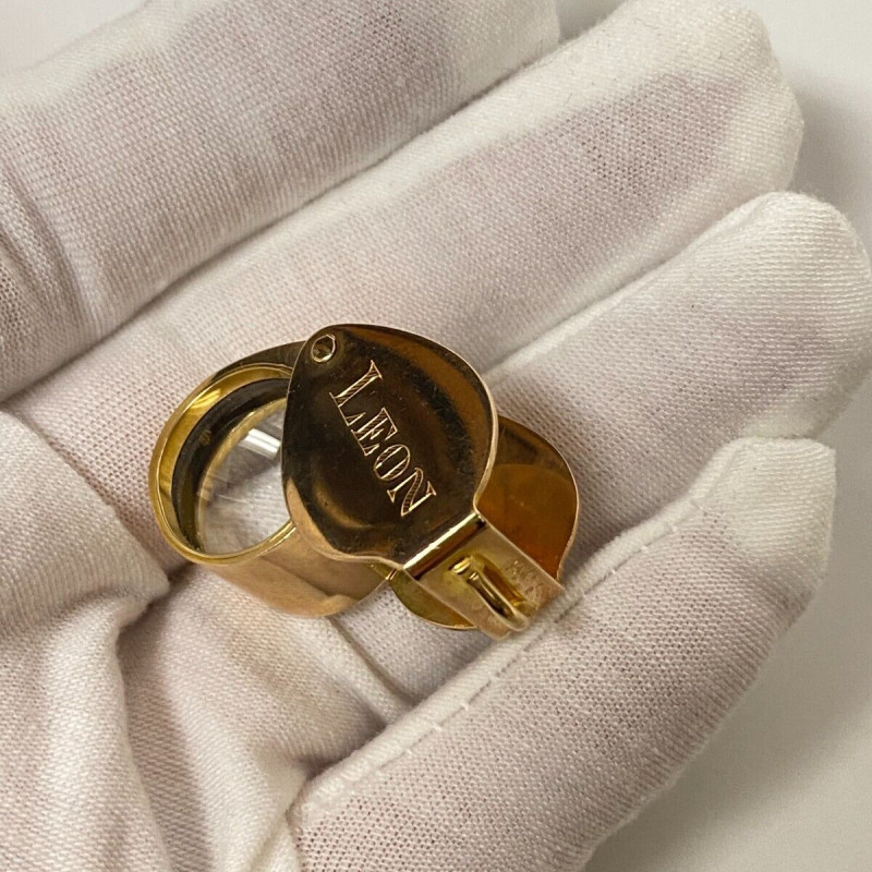 10x Loupe in Solid 14K Gold - 23.7 Grams with Engraved LEON 10x Loupe in Solid 14K Gold - 23.7 Grams with Engraved LEON