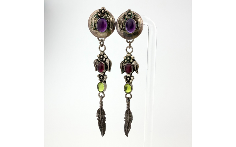 What Arrived This Week: Sculptural Silver and Color at Queen Natasha