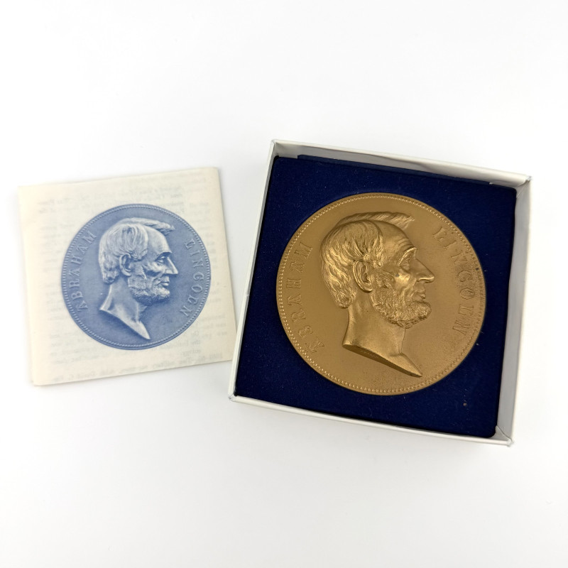 Abraham Lincoln Commemorative Inauguration - Assassination Medal in Original Box