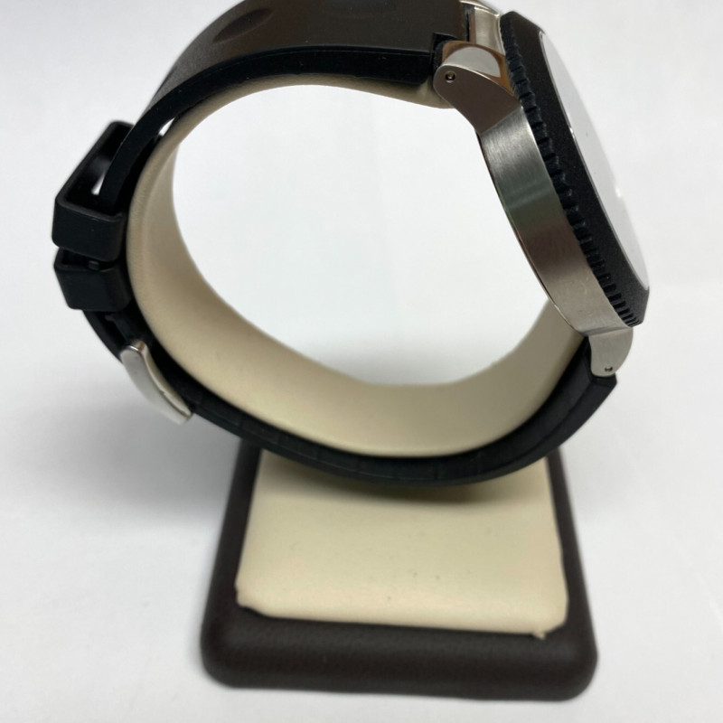 MOVADO Sport Edge Men's Stainless Steel Sapphire Crystal luminescent hands Watc