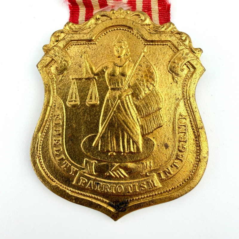 Vintage Daughters of Liberty #45 Badge Fidelity Patriotism Integrity Ribbon