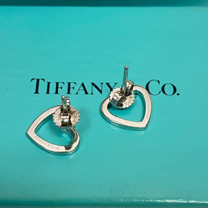 Tiffany & Co. Heart Link Stud Earrings White Gold 750