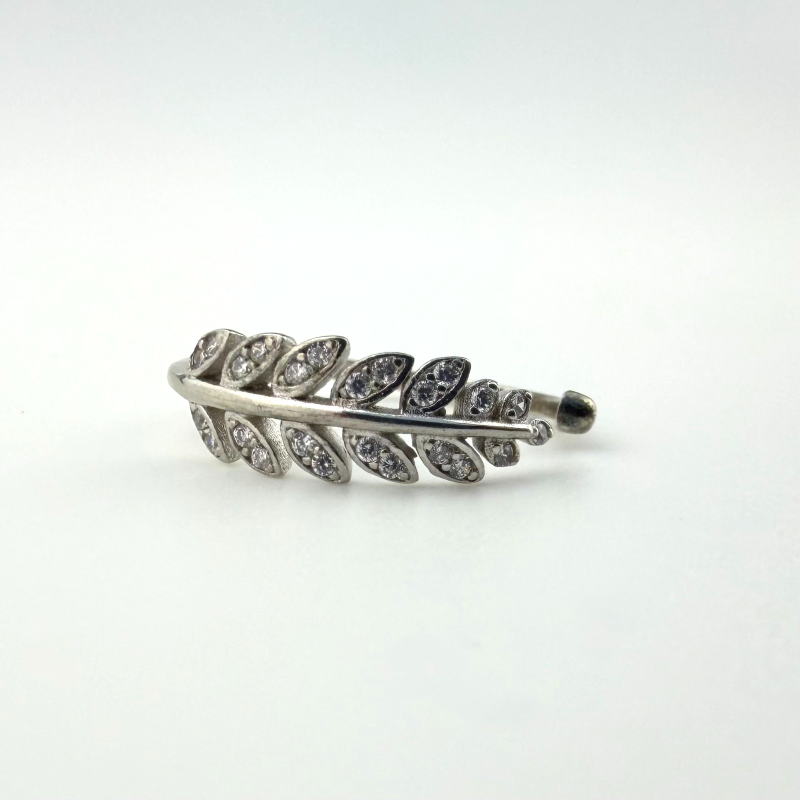 Olive Leaves 925 Sterling Silver  Ring Size 7 CZ