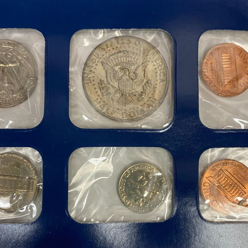 1971 Uncirculated Mint Set Postal Commemorative Society Coins & Stamp Panel