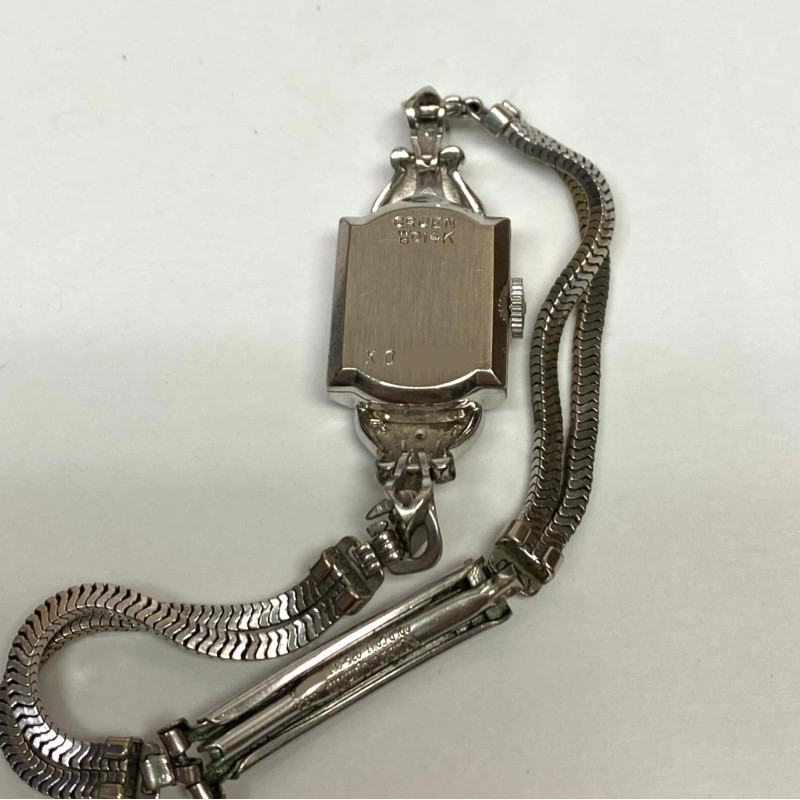 Vintage Ladies Gruen Precision 14K White Gold w Diamonds 17 Jewels