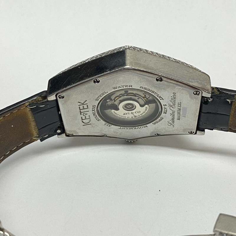 Ice Tek 9.5 ct Diamond AVI & CO Swiss Made Automatic White Face Watch Ice Tek 9.5 ct Diamond AVI & CO Swiss Made Automatic White Face Watch
