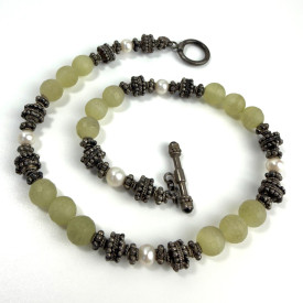 Faceted beads of natural lemon green jade and pearls 925 Sterling Necklace 17''