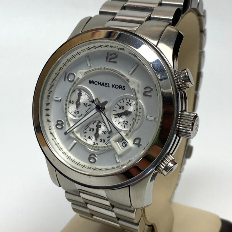 Michael Kors Oversized Runway MK8086 Wrist Watch for Men Michael Kors Oversized Runway MK8086 Wrist Watch for Men