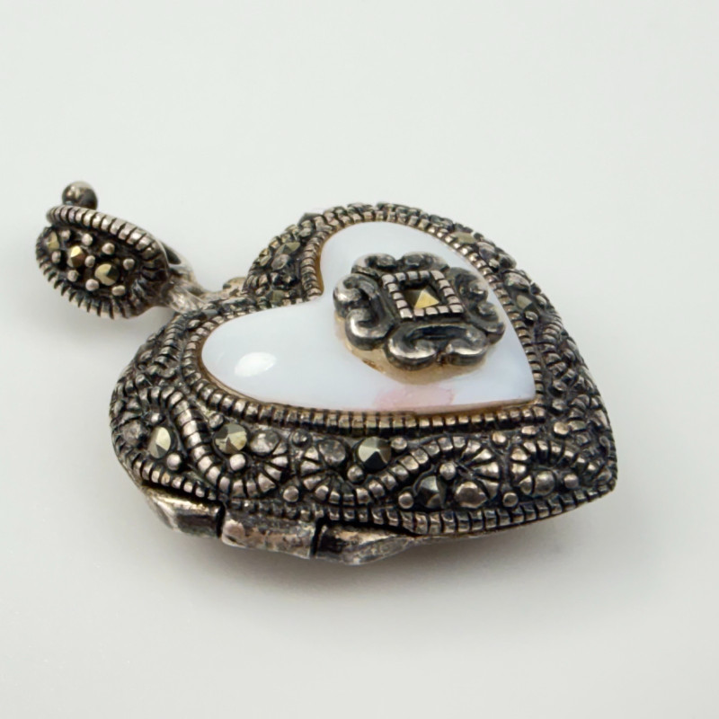 Vintage Marcasite Mother of Pearl Heart Locket/Pendant Sterling Silver Thailand