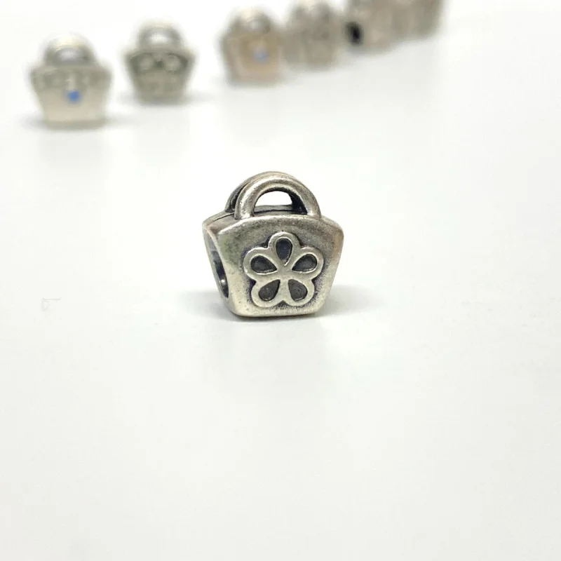 Authentic Pandora Silver Blue CZ Scalloped Purse Bead 790473CZB | RETIRED