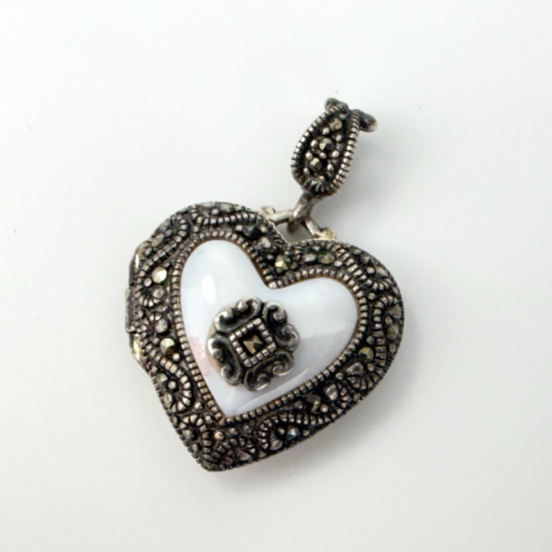 Vintage Marcasite Mother of Pearl Heart Locket/Pendant Sterling Silver Thailand