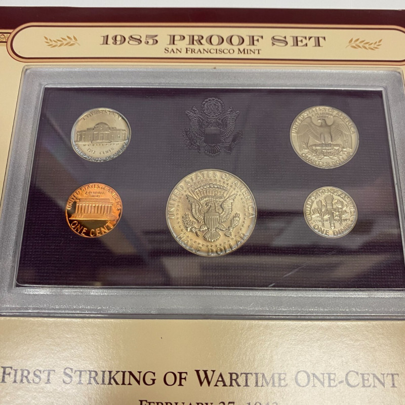 1985 San Francisco Mint Proof Set with Historic 1942 First Independence Day Stam