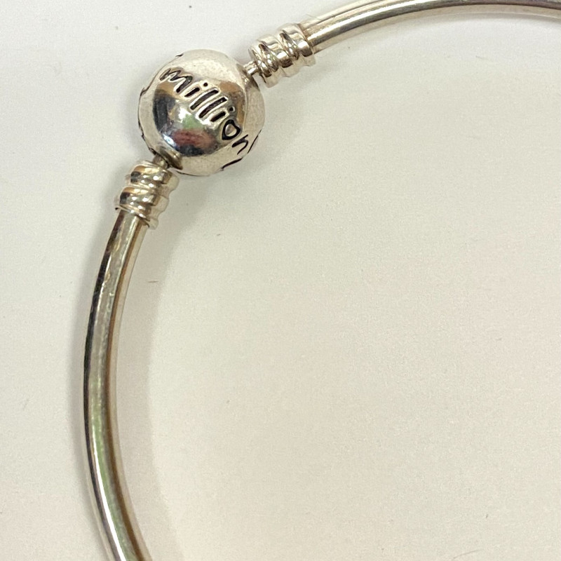 Pandora One In a Million Bangle Bracelet With Clasp