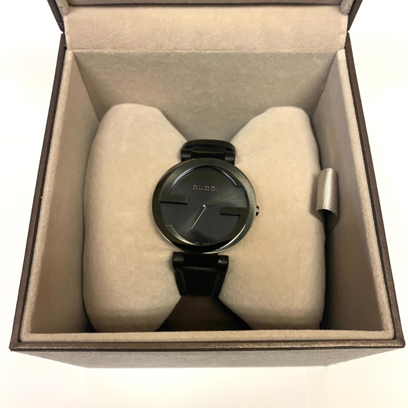 Gucci Interlocking G Black Dial, Leather strap With BOX Gucci Interlocking G Black Dial, Leather strap With BOX