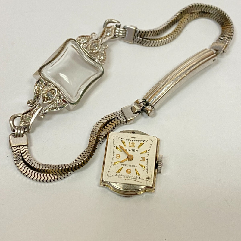 Vintage Ladies Gruen Precision 14K White Gold w Diamonds 17 Jewels