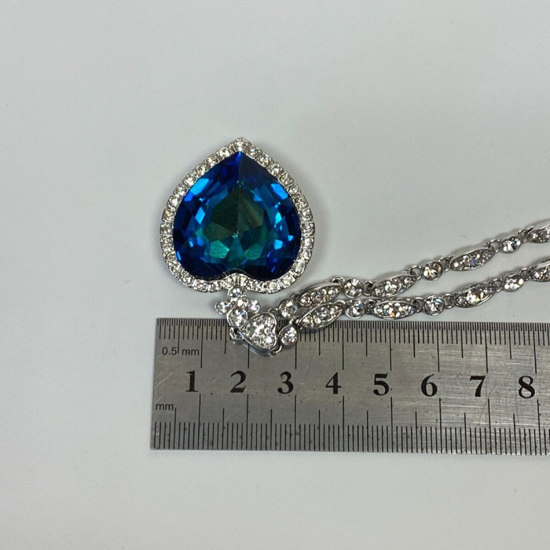 Heart-Shaped Blue Glass Pendant Necklace with Silver-Tone Chain - Elegant Design Heart-Shaped Blue Glass Pendant Necklace with Silver-Tone Chain - Elegant Design