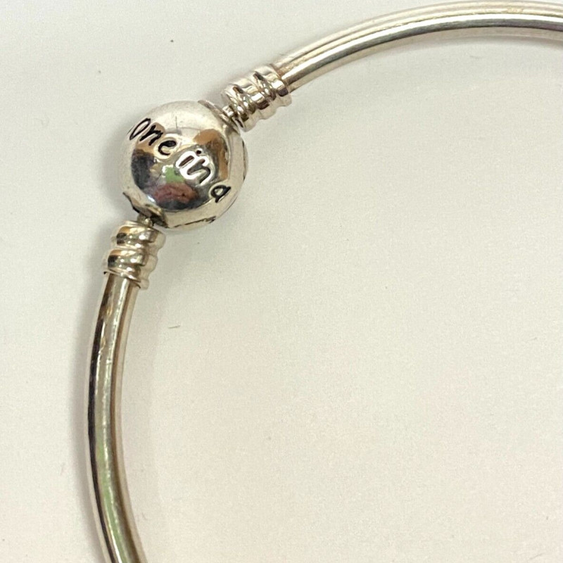 Pandora One In a Million Bangle Bracelet With Clasp