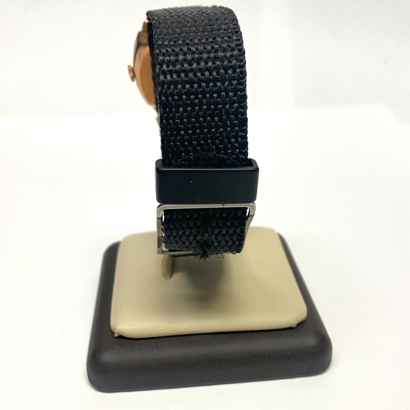 Rolex World's Records Geneve Suisse Gold Medal 9k Square Watch, 1920s Rolex World's Records Geneve Suisse Gold Medal 9k Square Watch, 1920s