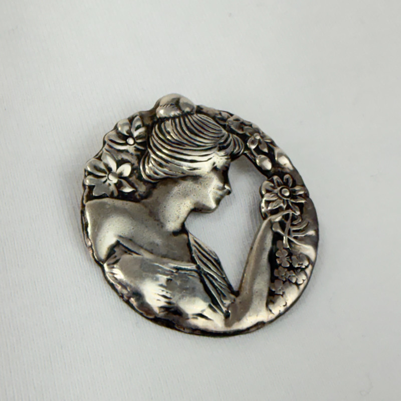 Vintage Large Cut Out Art Nouveau Woman Cameo Sterling Silver Pendant Pin