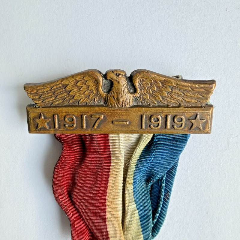 Lot of 4 Original US WWI Bronze Medals — Victory + Service Medals with Ribbons