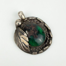 Vintage Sterling Silver Navajo Dark Green Round Pendant