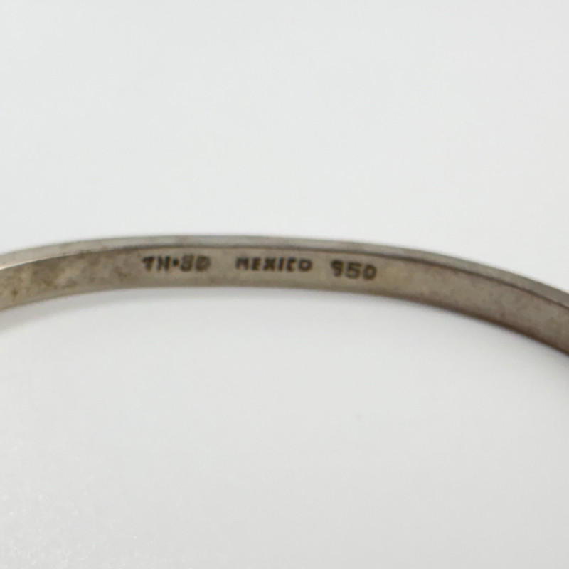 Vintage MEXICO 950 Sterling Silver Green Jade Inlay Hinged Bangle Bracelet