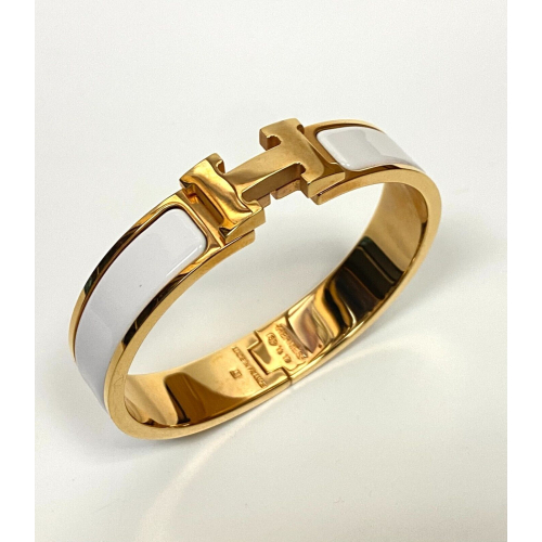 Hermes Clic H Bracelet in Plain Enamel Yellow gold plated Hermes Clic H Bracelet in Plain Enamel Yellow gold plated