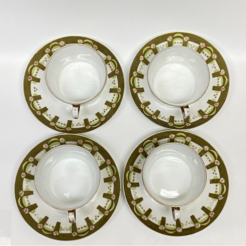 Porcelain tea set of 4 cups and saucers by Gardner Moscow