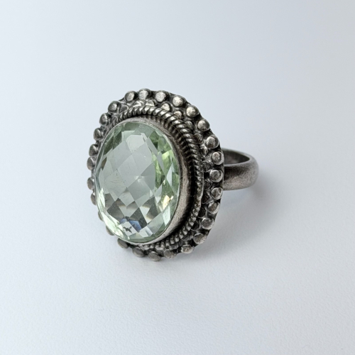 925 Sterling Silver Cut Peridot Oval Statement Designer Ring, Sz 6.75 925 Sterling Silver Cut Peridot Oval Statement Designer Ring, Sz 6.75