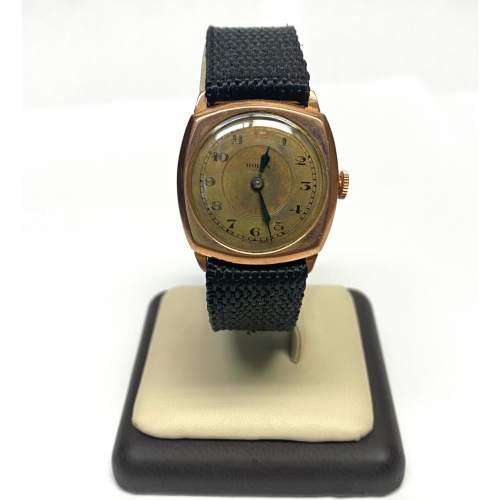 Rolex World's Records Geneve Suisse Gold Medal 9k Square Watch, 1920s Rolex World's Records Geneve Suisse Gold Medal 9k Square Watch, 1920s