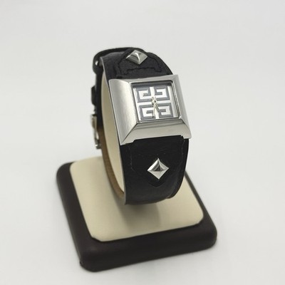 Givenchy GV.5238L Swiss Made Women’s Quartz Watch Black Leather 4G Silver Tone Givenchy GV.5238L Swiss Made Women’s Quartz Watch Black Leather 4G Silver Tone