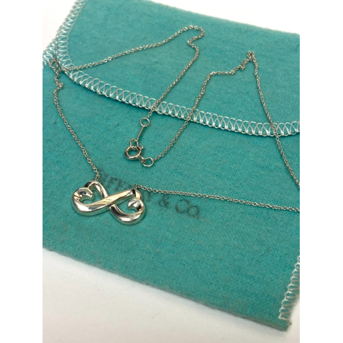 Tiffany & Co. Paloma Picasso Sterling Silver Double Heart Pendant Necklace Tiffany & Co. Paloma Picasso Sterling Silver Double Heart Pendant Necklace