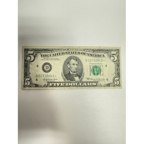 Series 1969 $5 Star Note Federal Reserve Cleveland (D) U.S. Five Dollar Bill Series 1969 $5 Star Note Federal Reserve Cleveland (D) U.S. Five Dollar Bill