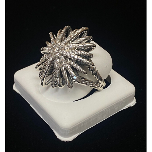 David Yurman Sterling Silver Large Starburst Ring With diamonds Size 7.75 David Yurman Sterling Silver Large Starburst Ring With diamonds Size 7.75
