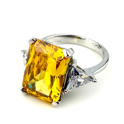 925 Silver Yellow CZ Stone Ring Emerald Cut Center Trillion Sides Sz 7 925 Silver Yellow CZ Stone Ring Emerald Cut Center Trillion Sides Sz 7