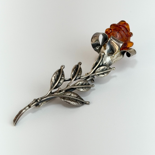 Antique Art Nouveau England .925 Sterling Silver Carved Amber Rose Brooch Antique Art Nouveau England .925 Sterling Silver Carved Amber Rose Brooch