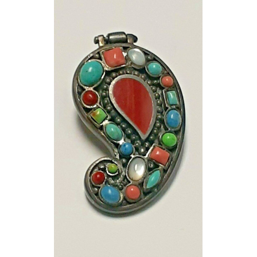Vintage Multi Colored Turquoise & Coral GEM Woman's Pendent Vintage Multi Colored Turquoise & Coral GEM Woman's Pendent