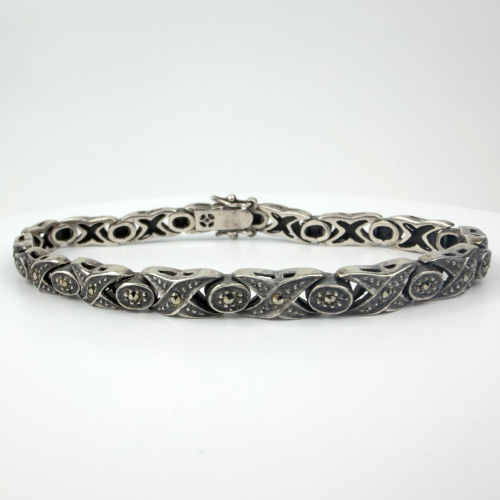 Vintage Signed MO Sterling 925 XO Marcasite Hugs Kisses Love 7.7'' Bracelet 19G Vintage Signed MO Sterling 925 XO Marcasite Hugs Kisses Love 7.7'' Bracelet 19G